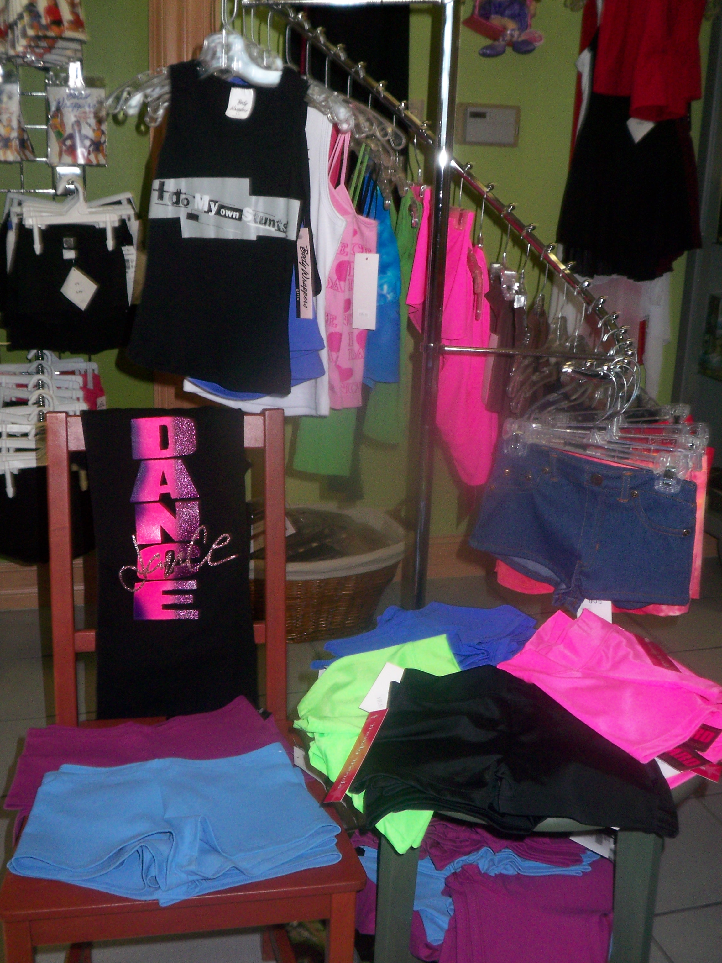 Great selection of contemporary dancewear